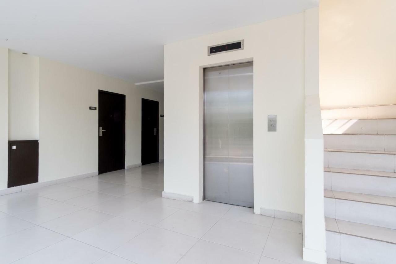 Oyo Flagship 1348 Hotel Home Anaya Medan Luaran gambar