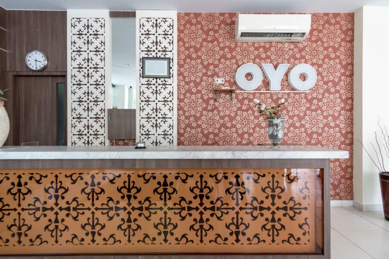 Oyo Flagship 1348 Hotel Home Anaya Medan Luaran gambar