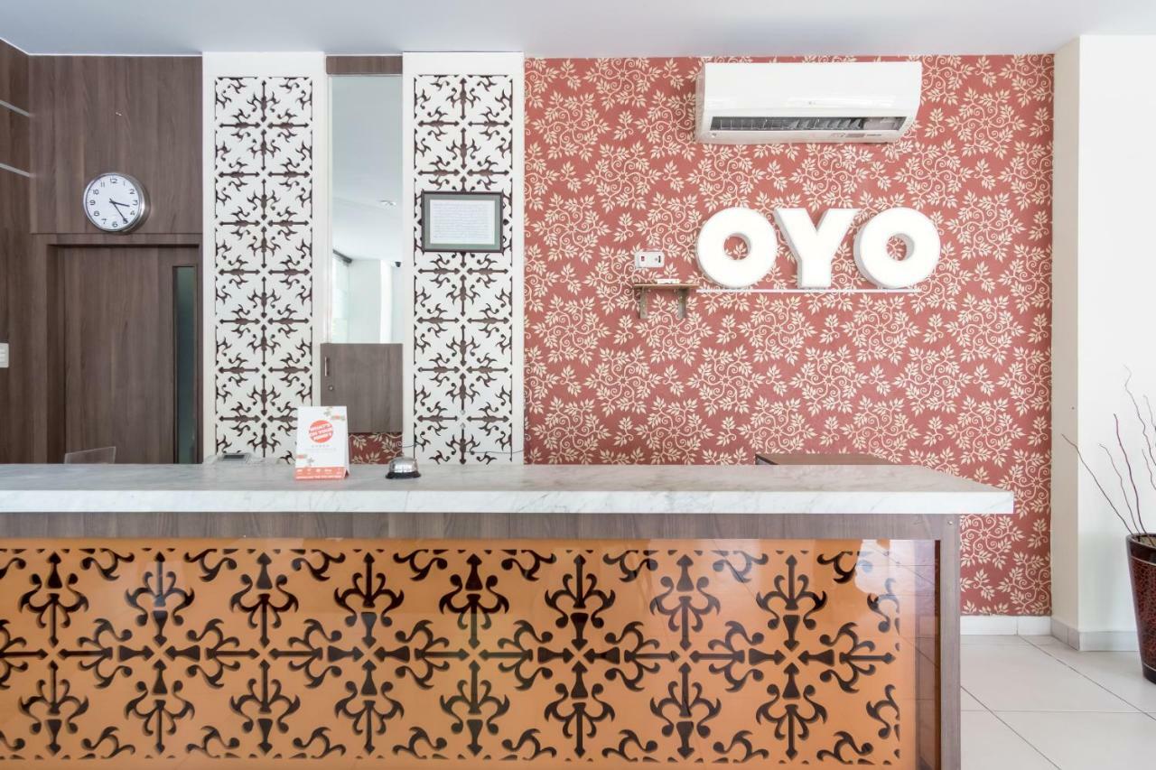 Oyo Flagship 1348 Hotel Home Anaya Medan Luaran gambar