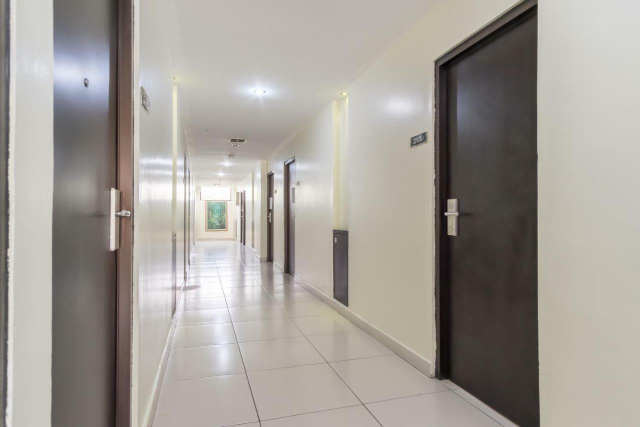 Oyo Flagship 1348 Hotel Home Anaya Medan Luaran gambar