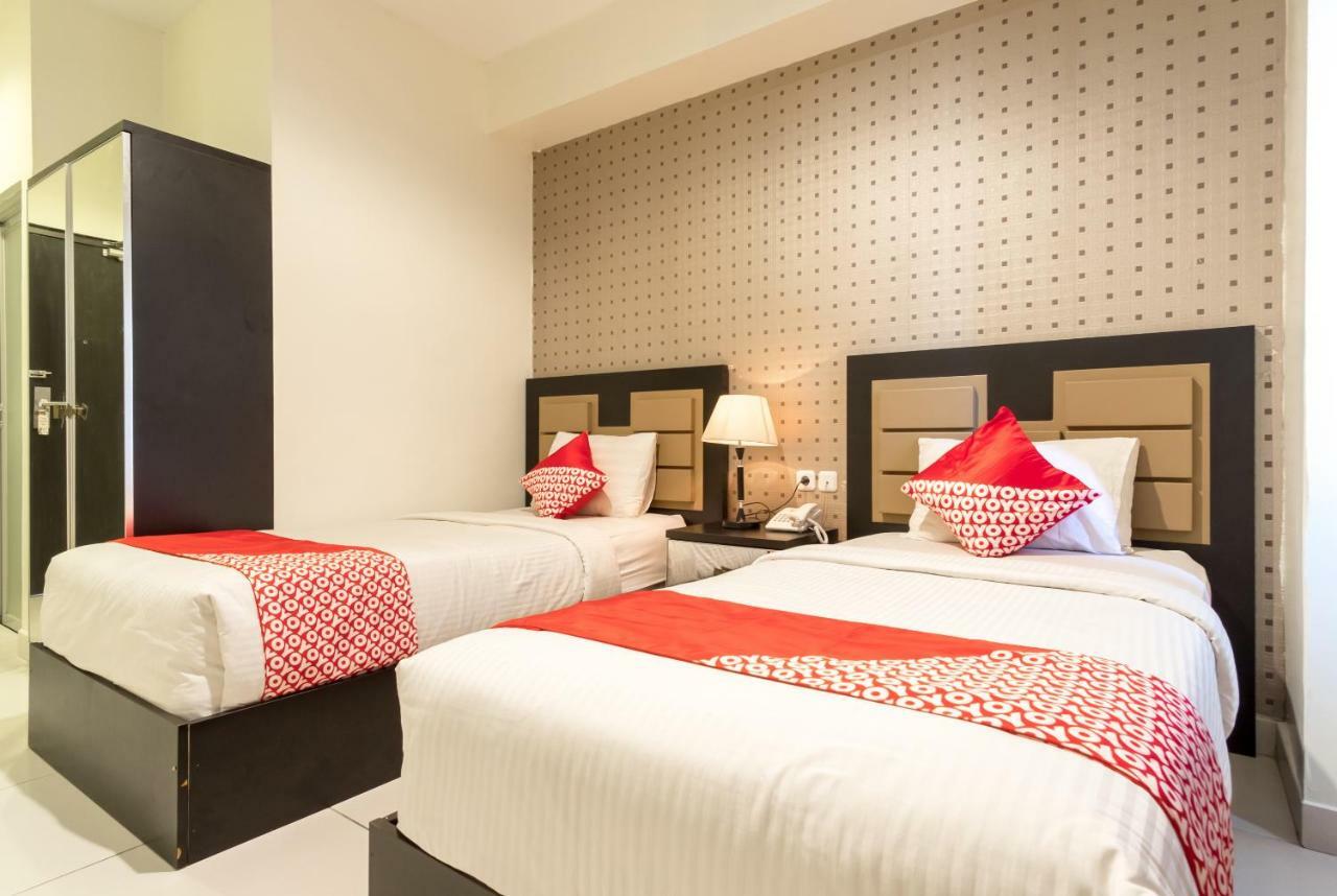 Oyo Flagship 1348 Hotel Home Anaya Medan Luaran gambar