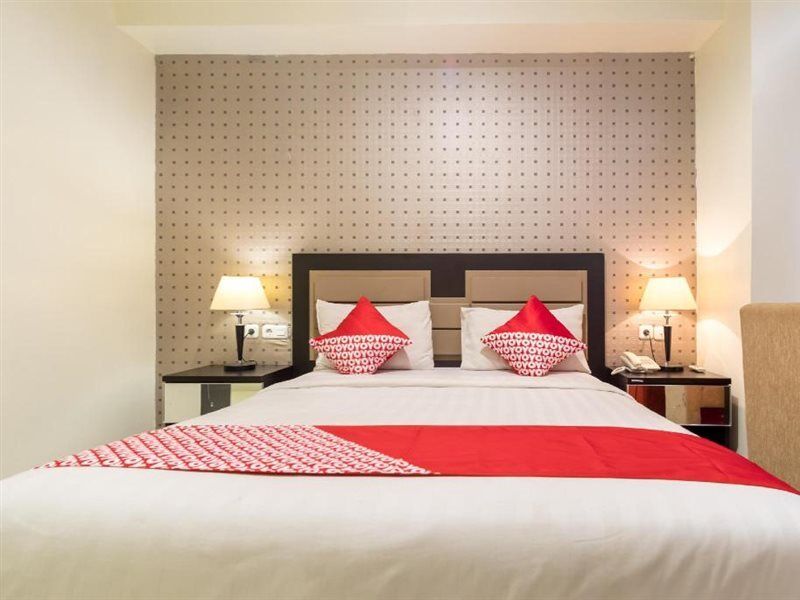 Oyo Flagship 1348 Hotel Home Anaya Medan Luaran gambar